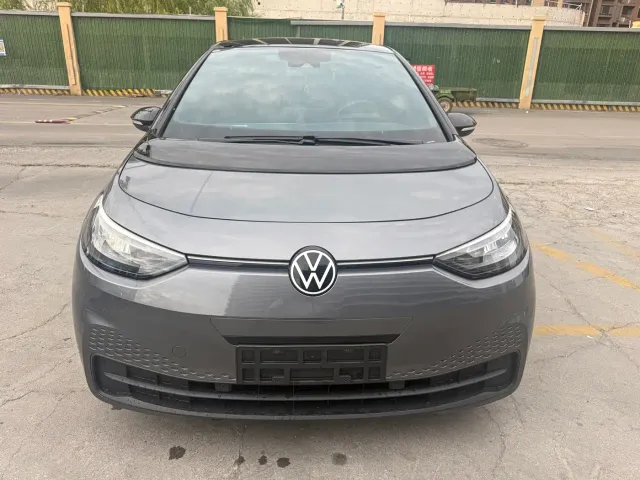 Volkswagen ID.3 — Фото автомобиля 2