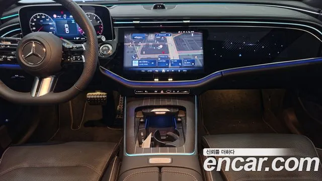 Mercedes-Benz E-Class — Фото автомобиля 13