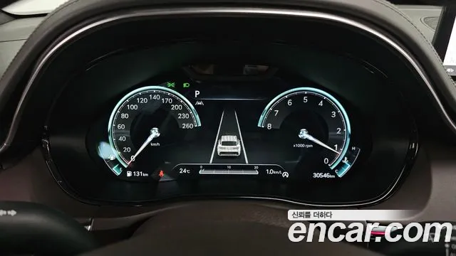 Genesis GV70 2.5T Бензин AWD — Фото автомобиля 8
