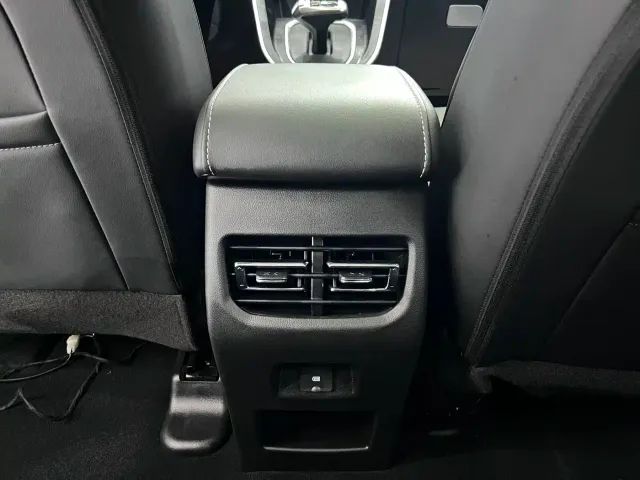 Haval M6 — Фото автомобиля 17