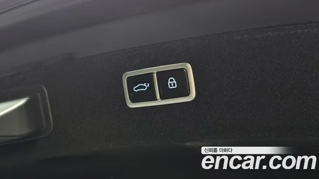 Genesis G80 Бензин 2.5 турбо AWD — Фото автомобиля 16