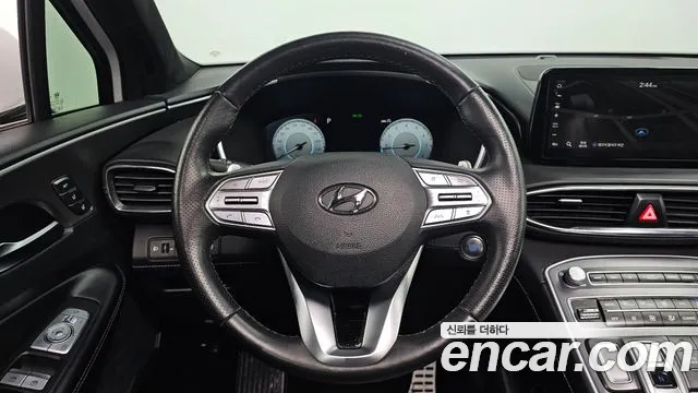 Hyundai Santafe Новый Santa Fe Бензин 2.5T 4WD — Фото автомобиля 16