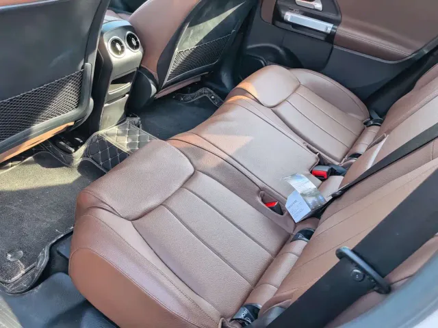 Mercedes-Benz GLB-Class — Фото автомобиля 10