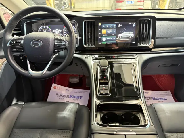 GAC Trumpchi M8 — Фото автомобиля 9