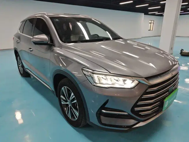 BYD Song Pro — Фото автомобиля 3