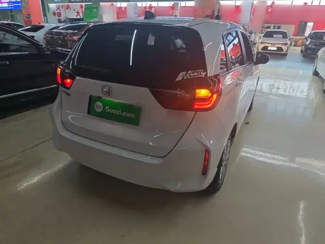 Honda Fit — Фото автомобиля 6