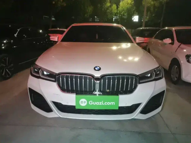 BMW 5 Series — Фото автомобиля 2