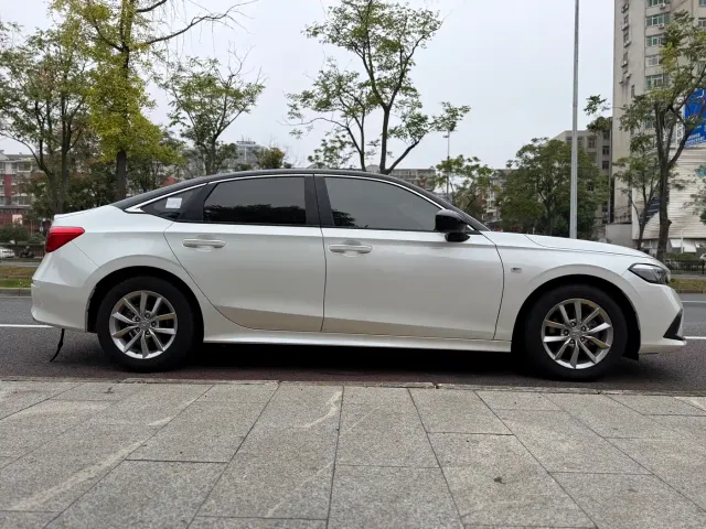 Honda Civic — Фото автомобиля 8