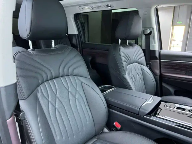 GAC Trumpchi M8 — Фото автомобиля 21