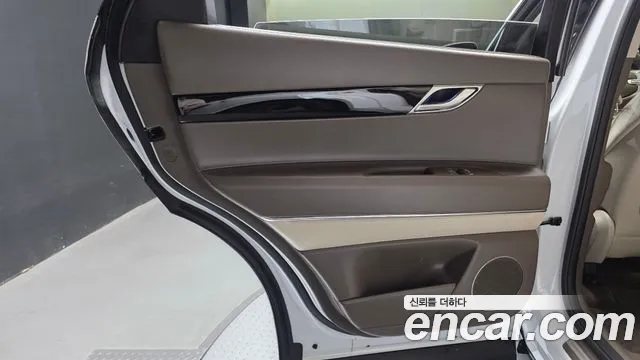 Genesis GV80 — Фото автомобиля 14