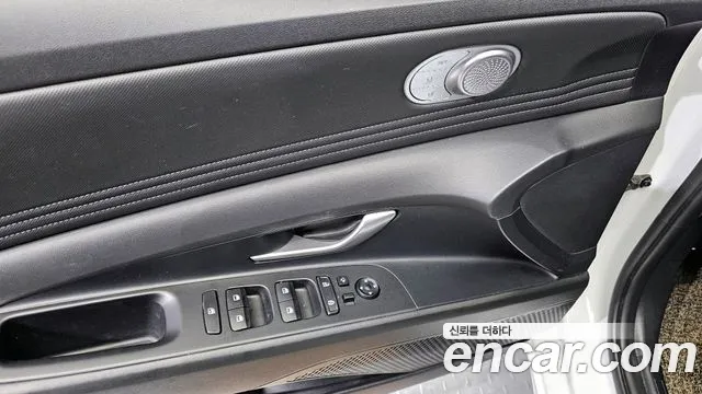 Hyundai AVANTE Avante (CN7) — Фото автомобиля 14
