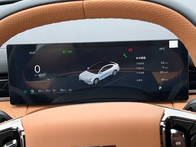 Geely Galaxy Xingyao 8 — Фото автомобиля 17