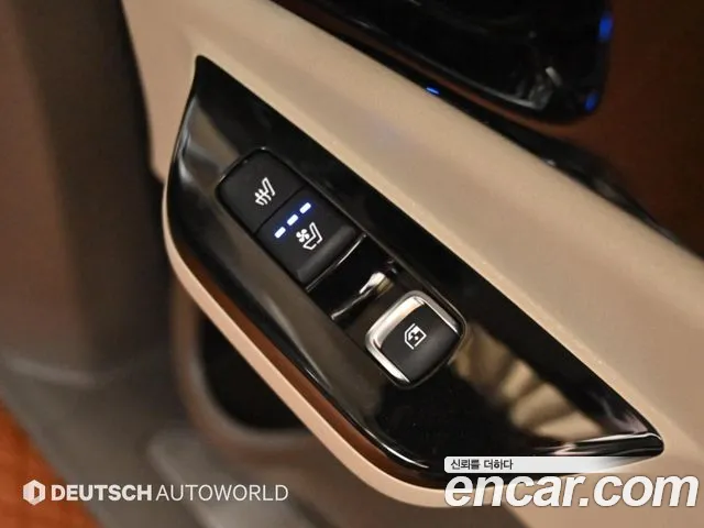 Kia Carnival Generation 4 — Фото автомобиля 16