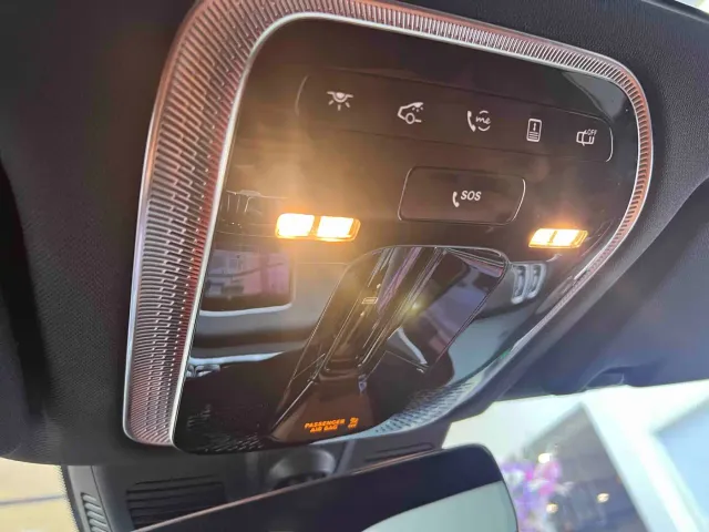 Mercedes-Benz S-Class — Фото автомобиля 18