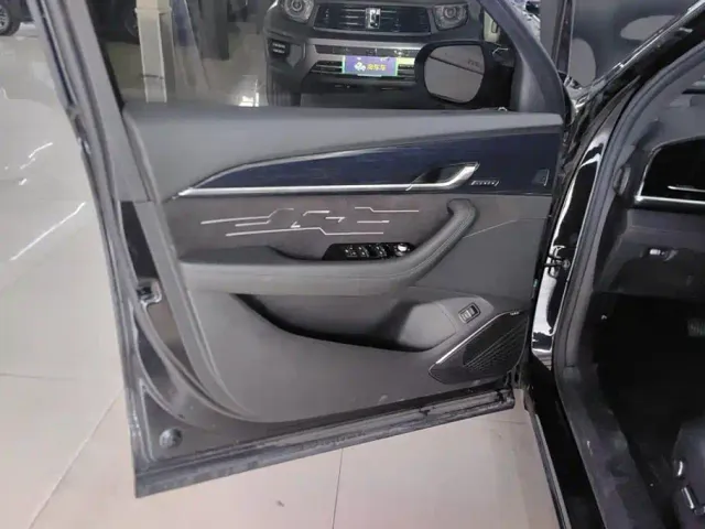 Geely Xingyue L — Фото автомобиля 7