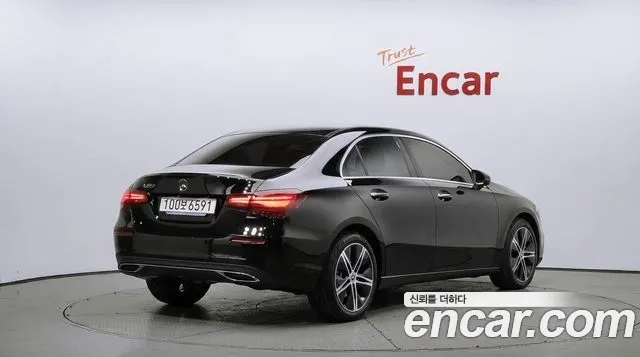 Mercedes-Benz A-Class W177 — Фото автомобиля 2