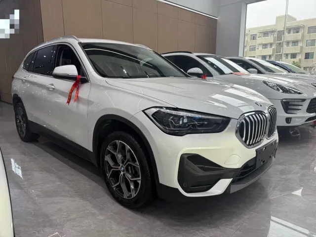 BMW X1 — Фото автомобиля 3