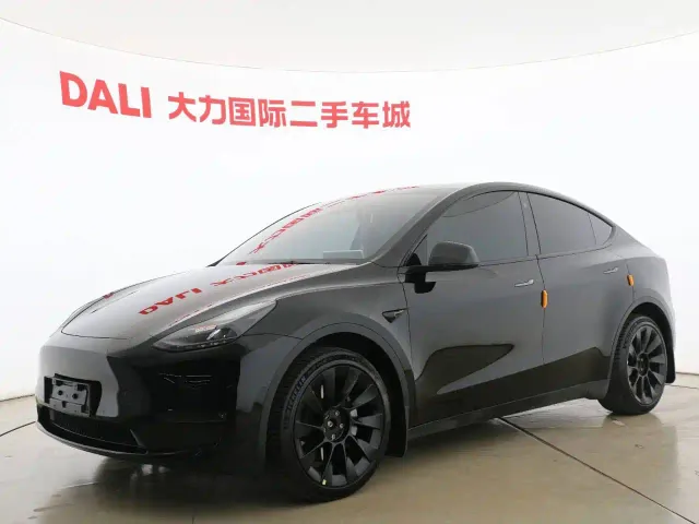 Фотография автомобиля — Tesla Model Y
