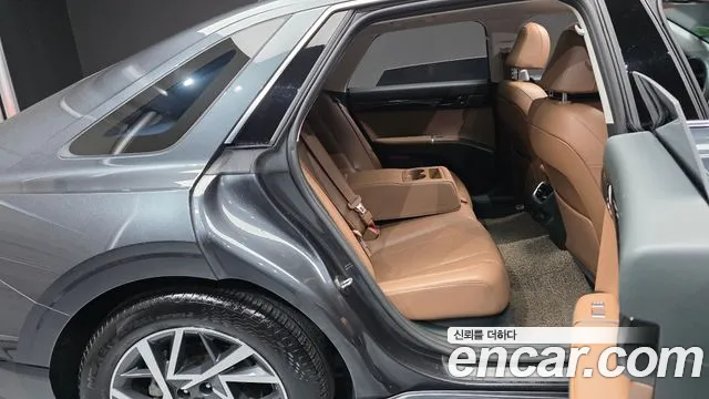 Hyundai Grandeur GN7 — Фото автомобиля 17