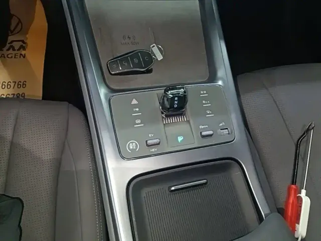 BYD Seal 07 DM-i — Фото автомобиля 13