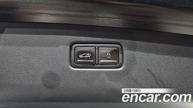 Genesis GV70 2.5T Бензин AWD — Фото автомобиля 26