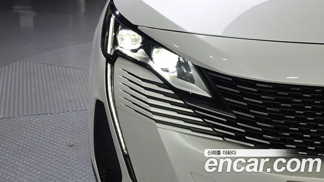 Peugeot 3008 — Фото автомобиля 7
