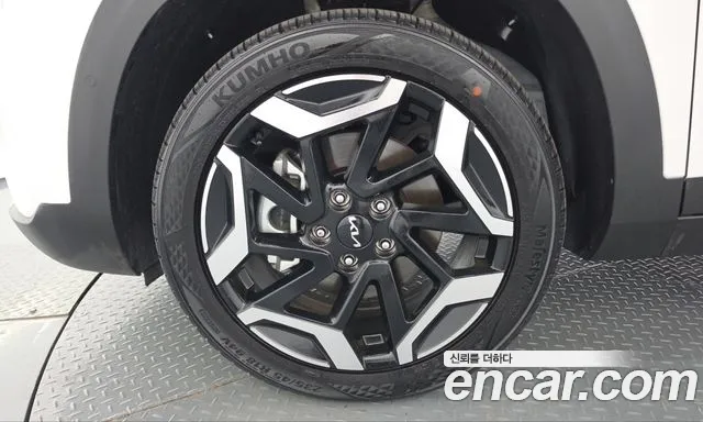 Kia Seltos — Фото автомобиля 5