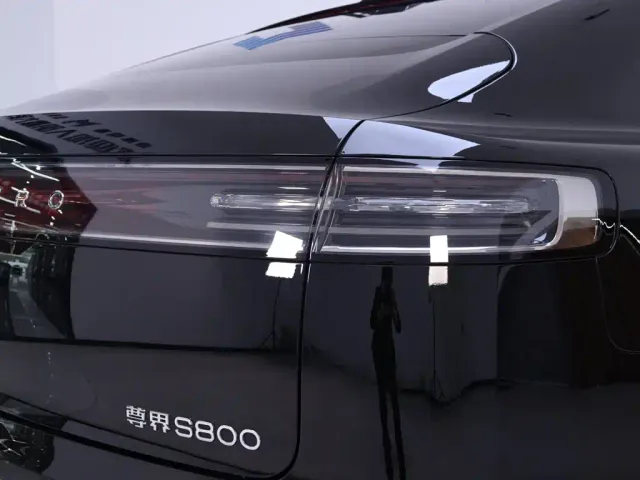 Maextro S800 — Фото автомобиля 9