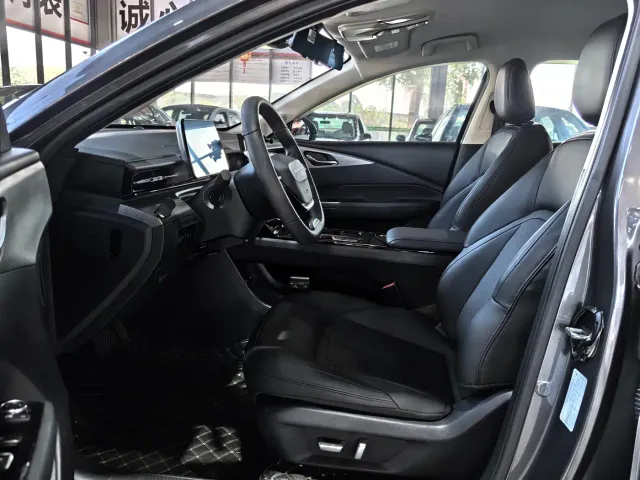 Wuling Starlight — Фото автомобиля 8