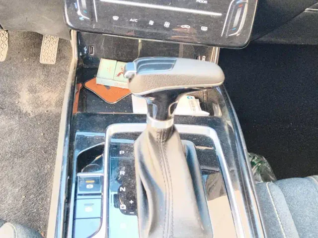Bestune B70 — Фото автомобиля 16