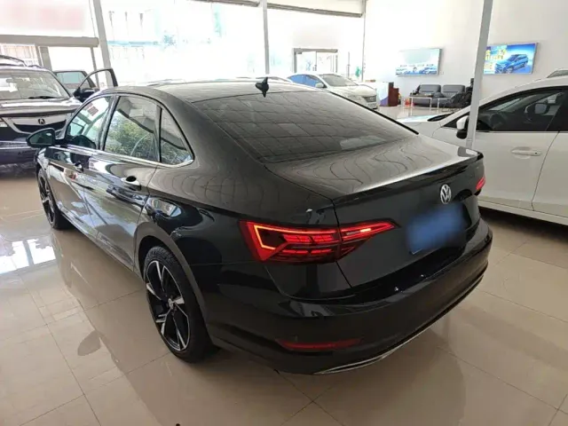 Volkswagen Sagitar — Фото автомобиля 4