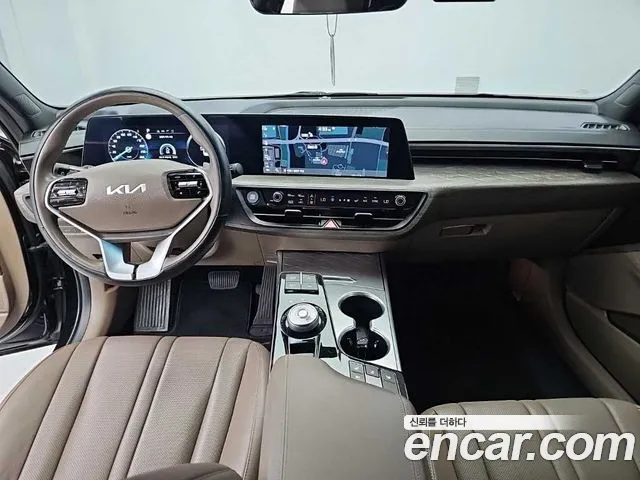 Kia K8 — Фото автомобиля 7