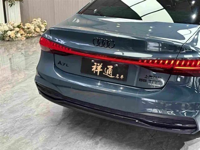 Audi A7L — Фото автомобиля 21