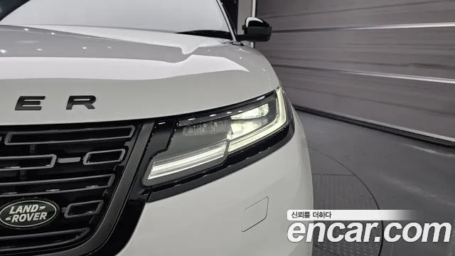 Land Rover Range Rover Velar Range Rover Velar 2.0 P250 Dynamic SE — Фото автомобиля 17