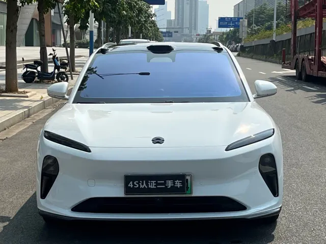 Nio ET5 Touring — Фото автомобиля 3