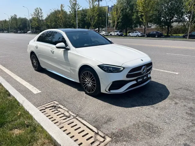 Mercedes-Benz C-Class — Фото автомобиля 3