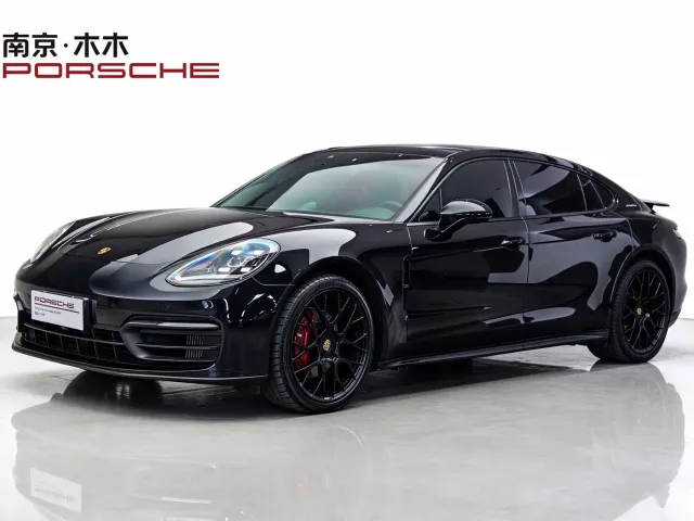 Фотография автомобиля — Porsche Panamera