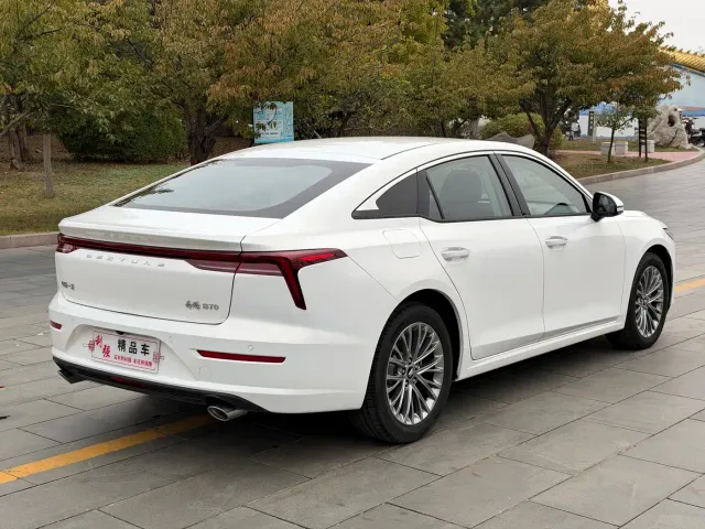 Bestune B70 — Фото автомобиля 16