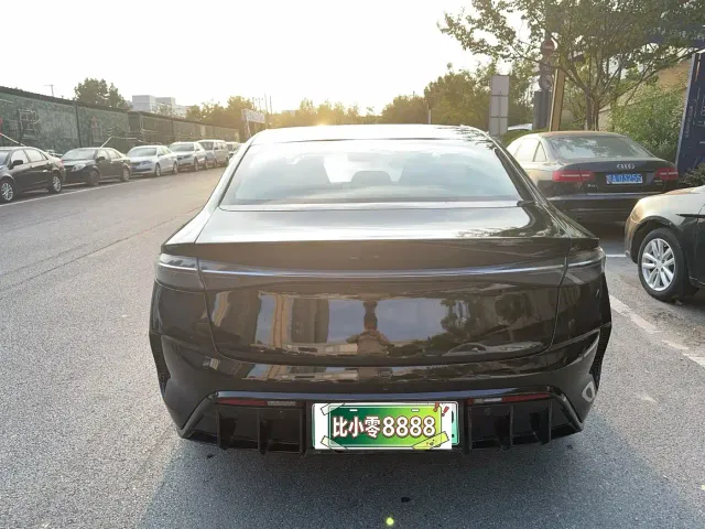BYD Seal — Фото автомобиля 10