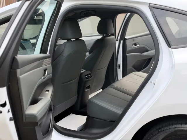 BYD Qin PLUS — Фото автомобиля 5