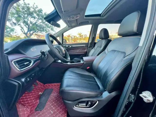 GAC Trumpchi M6 — Фото автомобиля 4