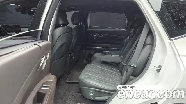 Genesis GV80 — Фото автомобиля 12