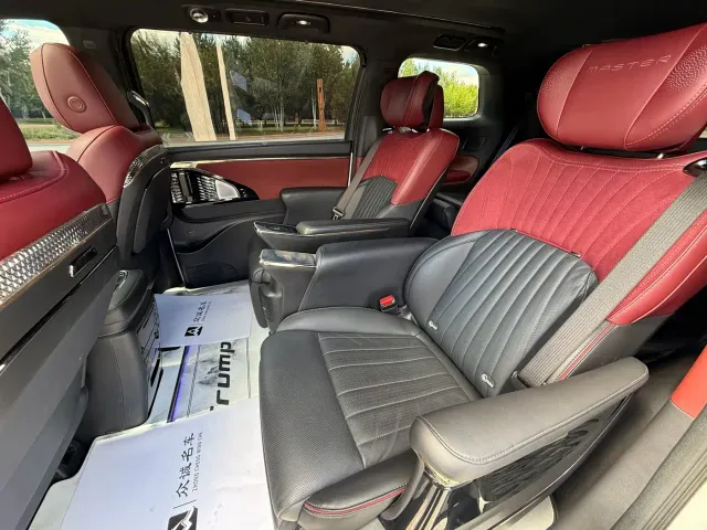 GAC Trumpchi M8 — Фото автомобиля 5