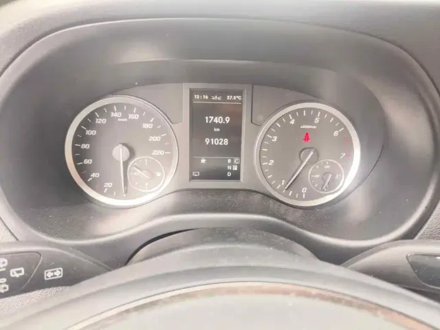 Mercedes-Benz Vito — Фото автомобиля 4