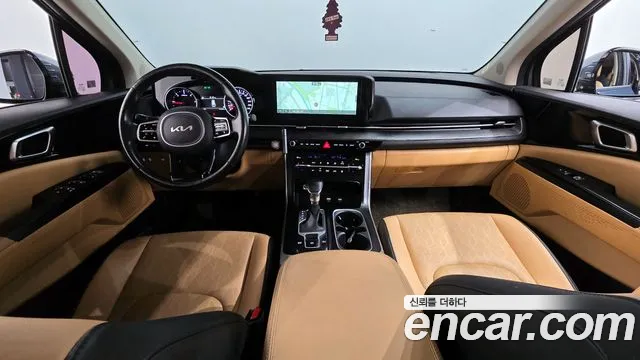 Kia Canival — Фото автомобиля 7