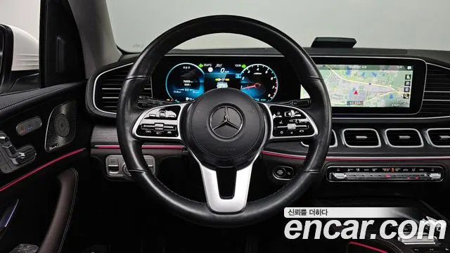 Mercedes-Benz GLE-Class — Фото автомобиля 13
