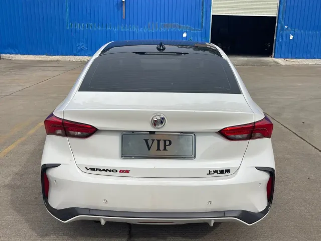 Buick Verano — Фото автомобиля 4