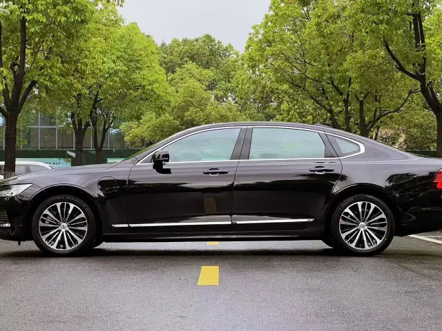 Volvo S90 — Фото автомобиля 8