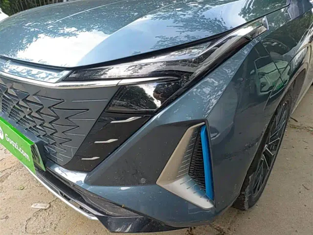 Changan Oshan Z6 EV — Фото автомобиля 23
