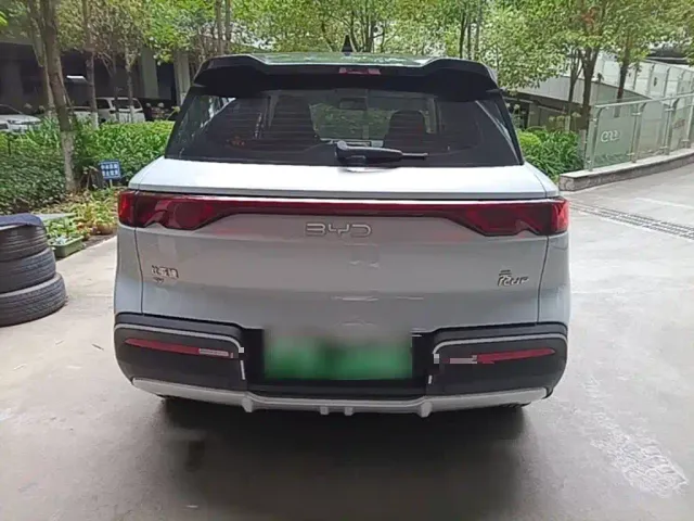BYD Yuan UP — Фото автомобиля 5